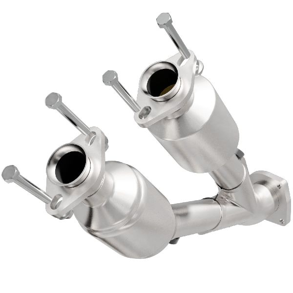 2000-2001 Jeep Cherokee Catalytic Converter - Front (Magnaflow)