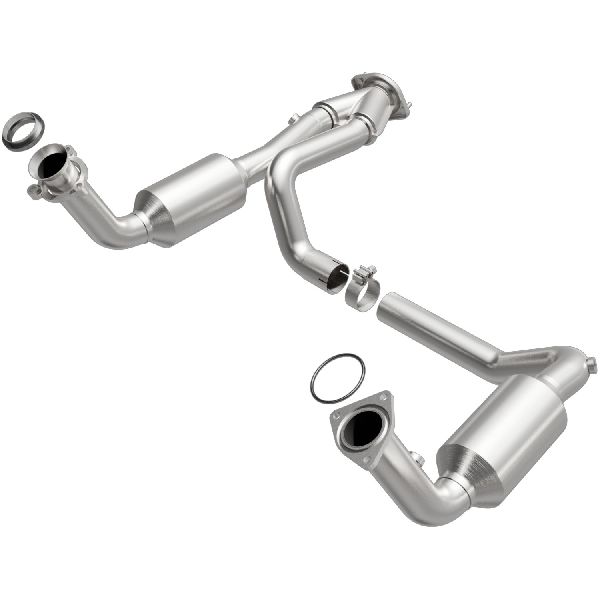 2003-2005 GMC Sierra 1500 Catalytic Converter (Magnaflow)