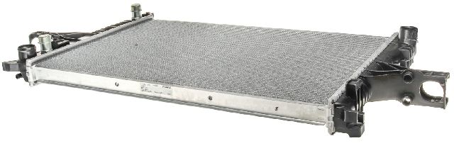 1999-2006 Volvo S80 Radiator -  or Center (Mahle)