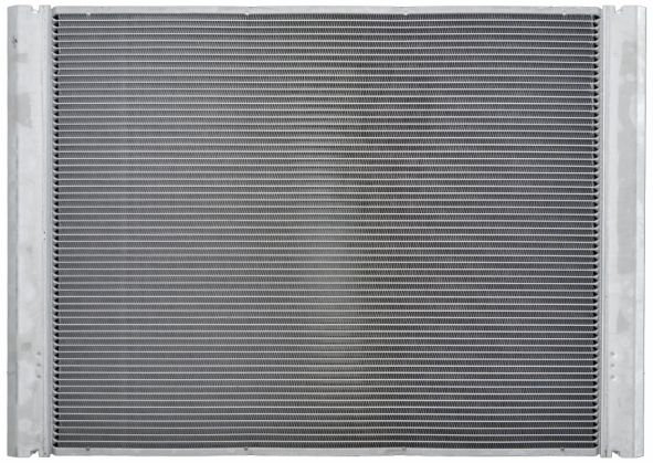 2008-2010 BMW 528i Radiator - Center (Mahle)