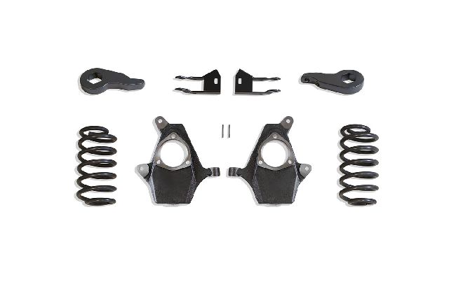 2002-2006 Chevrolet Avalanche 2500 Coil Spring Lowering Kit (MaxTrac)