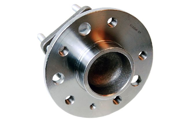 2004-2005 Saturn L300 Wheel Bearing and Hub Assembly - Rear (Mevotech)