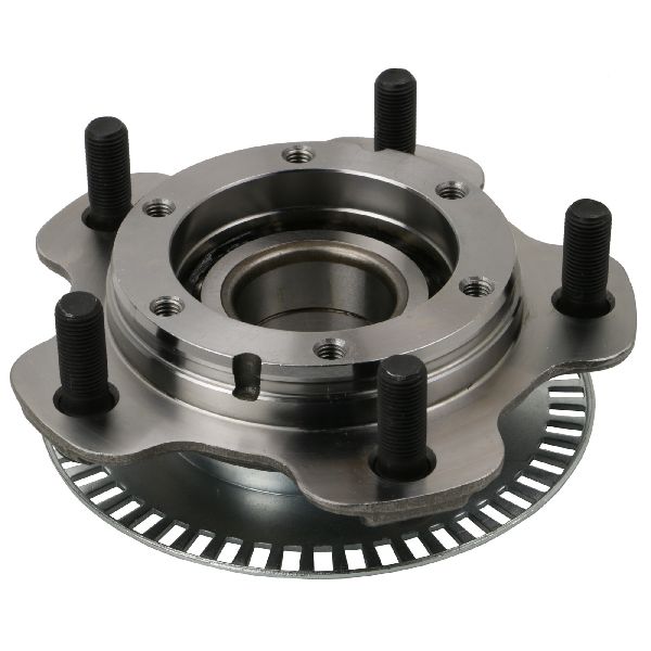 2001-2004 Chevrolet Tracker Wheel Bearing and Hub Assembly - Front (Moog)