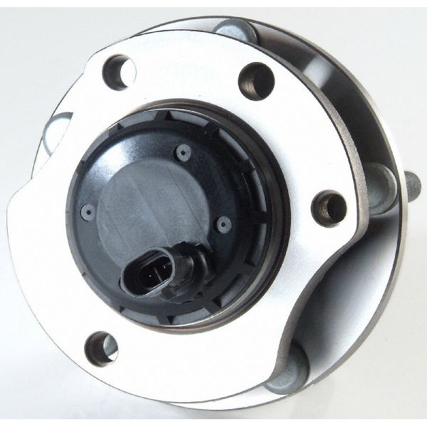 2004-2006 Pontiac GTO Wheel Bearing and Hub Assembly - Front Left (Moog)