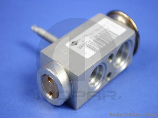2004, 2003, 2002, 2001 Dodge Caravan A/C Expansion Valve