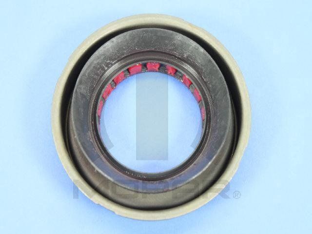 2010, 2009, 2008, 2007 Jeep Commander Drive Shaft Pinion Yoke Seal