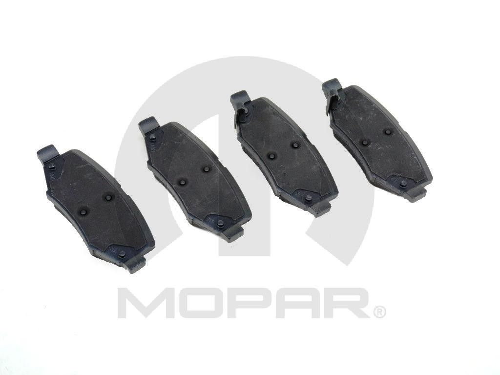 2011, 2010, 2009, 2008, 2007 Dodge Nitro Disc Brake Pad Set
