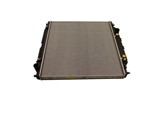 2003-2004 Ford Excursion Radiator (Motorcraft)