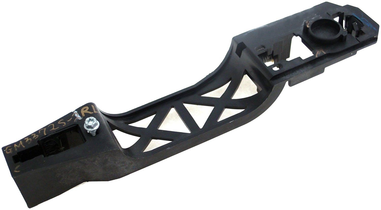 2017, 2016, 2015, 2014, 2013, 2012, 2011, 2010, 2009, 2008, 2007, 2006, 2005 Chevrolet Equinox Exterior Door Handle Reinforcement