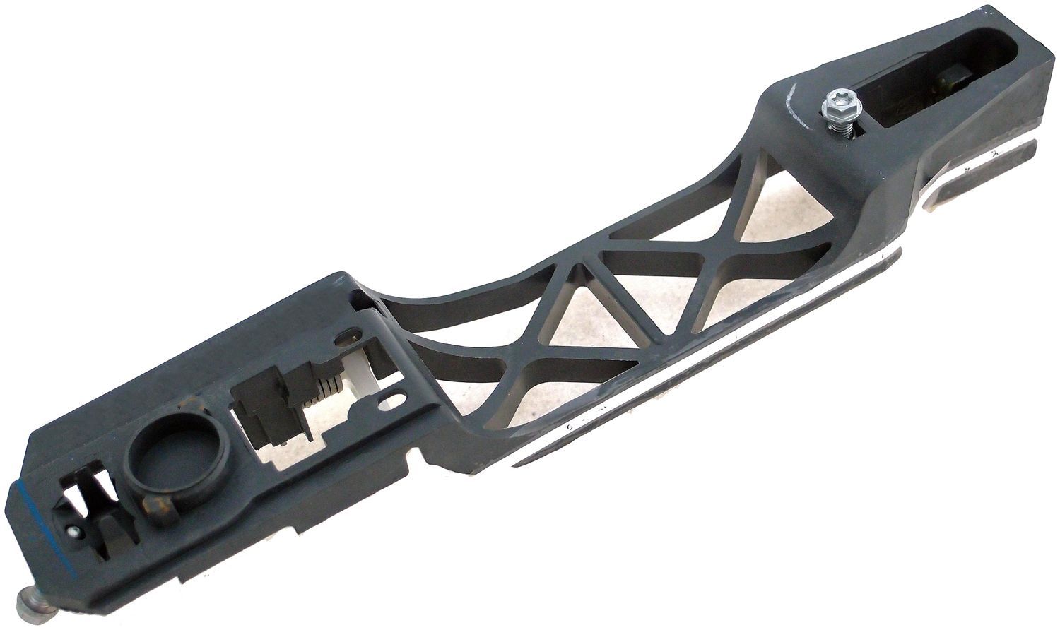 2017, 2016, 2015, 2014, 2013, 2012, 2011, 2010, 2009, 2008, 2007, 2006, 2005 Chevrolet Equinox Exterior Door Handle Reinforcement