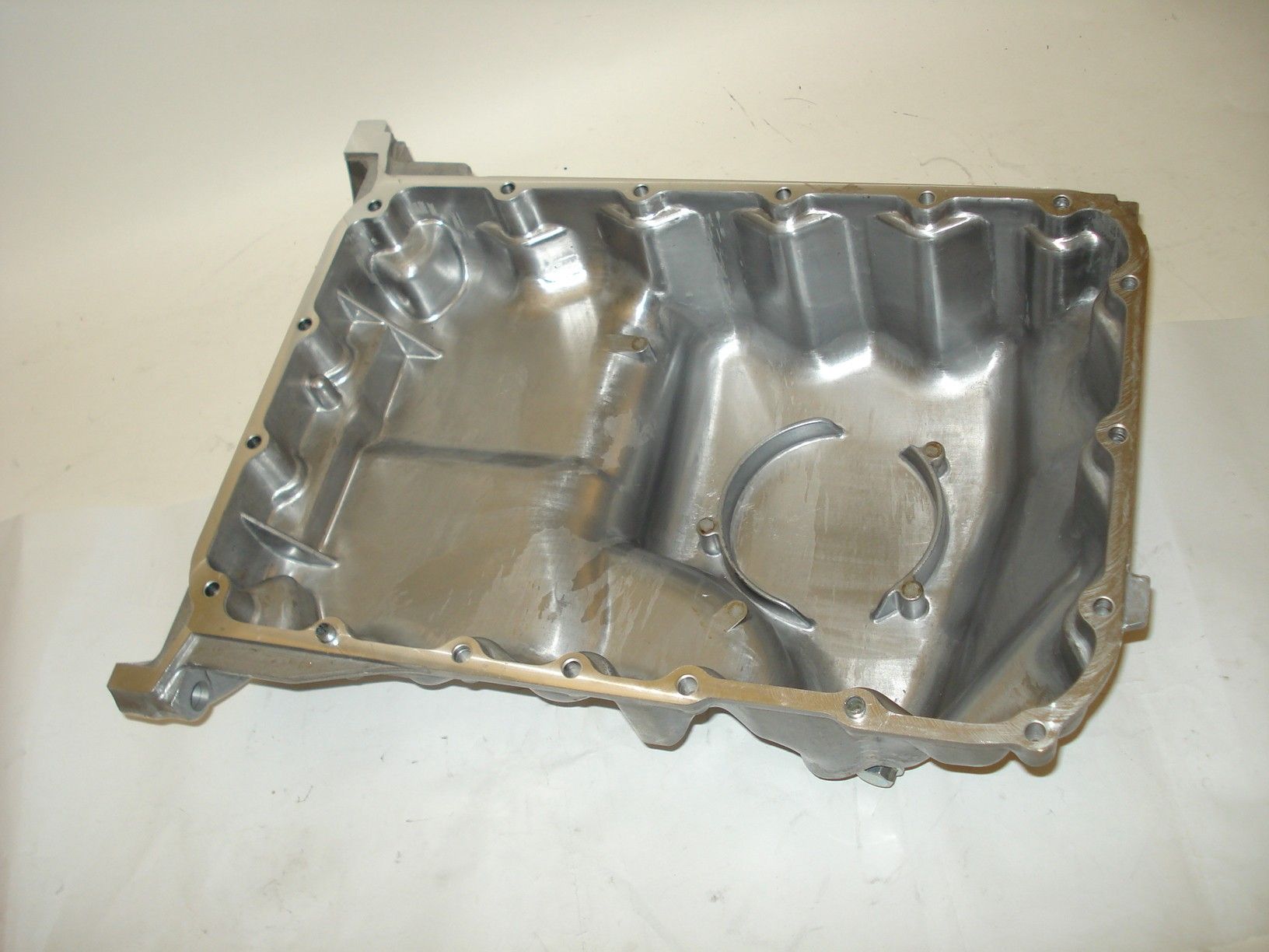Engine Oil Pan