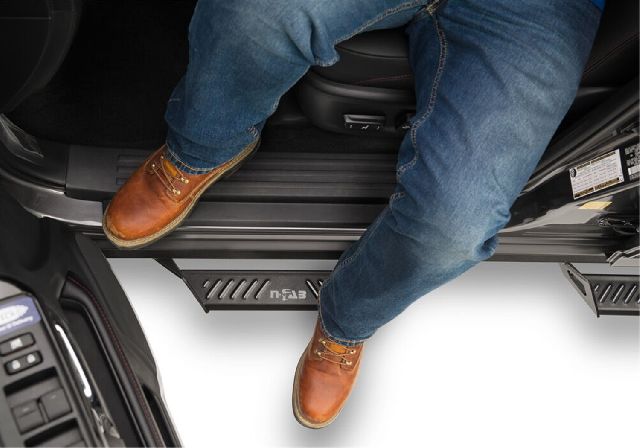 2014-2024 Toyota 4Runner Step Nerf Bar (N-Fab)