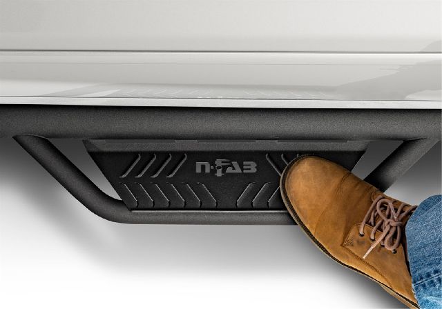 2019-2024 Ram 1500 Classic Step Nerf Bar (N-Fab)