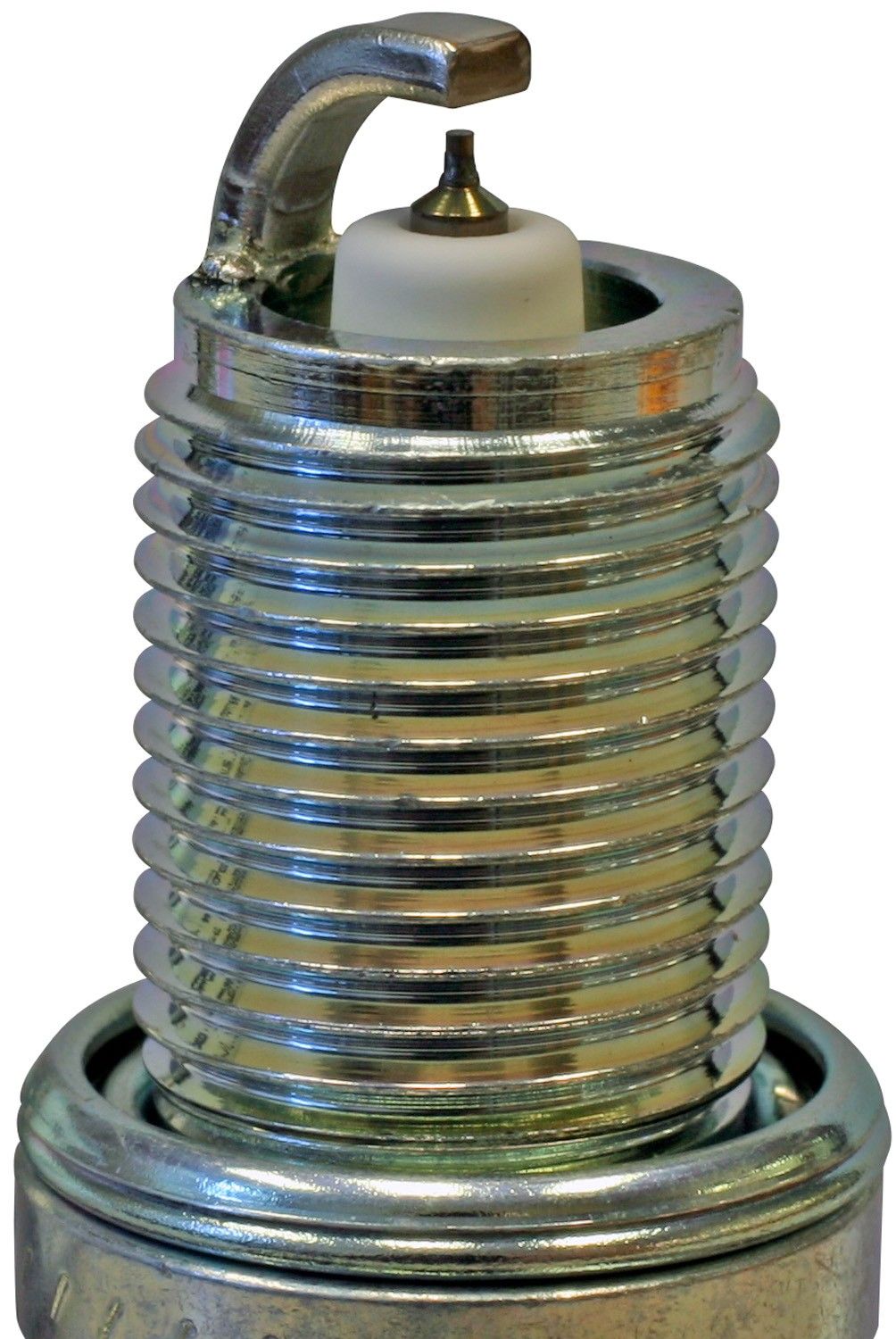 1997, 1996, 1995, 1994 Geo Tracker Spark Plug