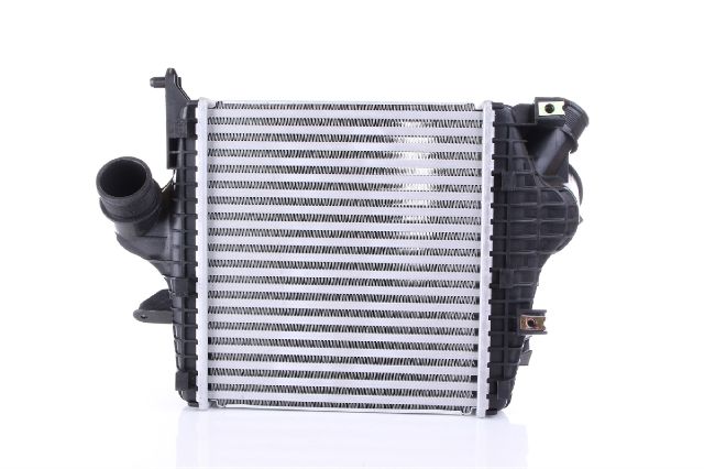 2020-2025 Audi Q7 Intercooler - Left (Nissens)