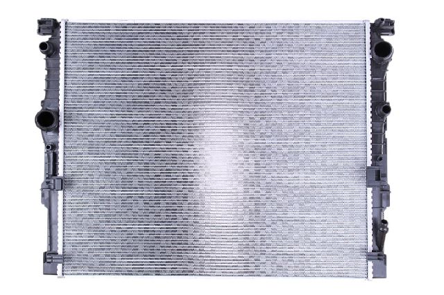 2016-2017 BMW 740i Radiator (Nissens)