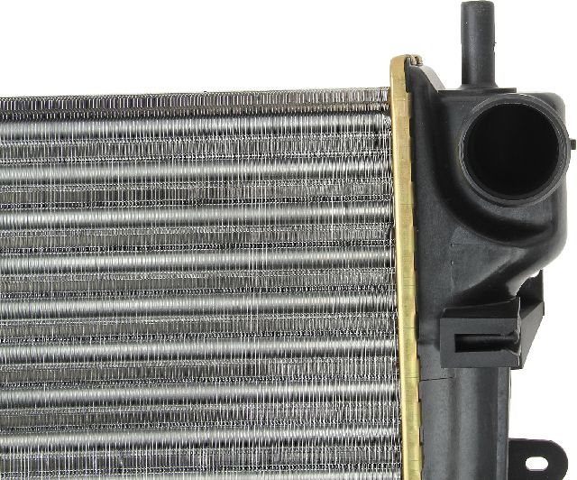 1997-2006 Jaguar XK8 Radiator (Nissens)