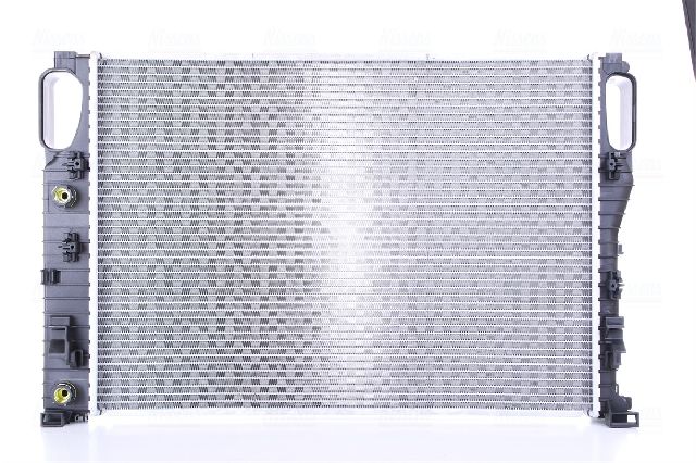 2003-2006 Mercedes-Benz E500 Radiator (Nissens)