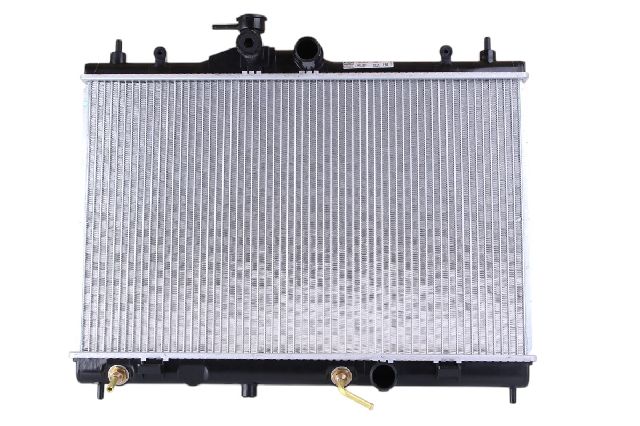 2007-2012 Nissan Versa Radiator (Nissens)