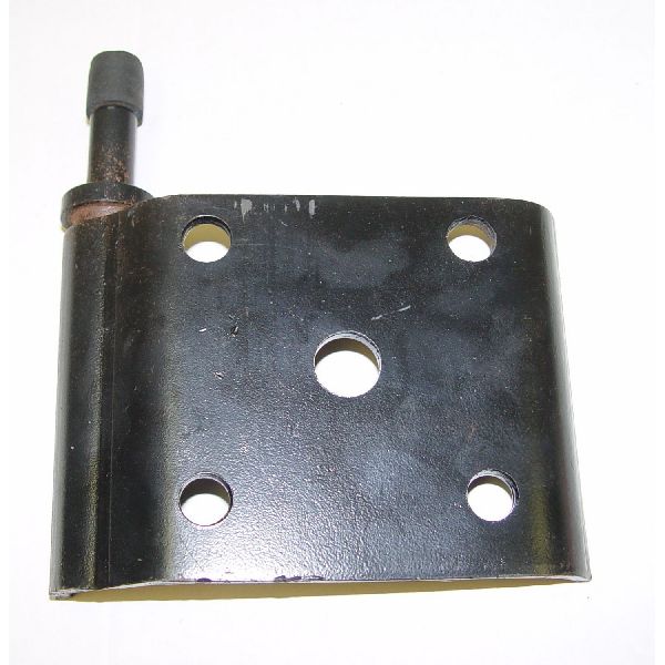 1976-1986 Jeep CJ7 Leaf Spring Plate - Rear Left (Omix-Ada)