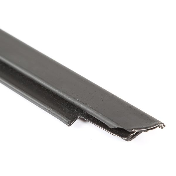 2007-2017 Jeep Wrangler Door Window Seal - Rear Right (Omix-Ada)