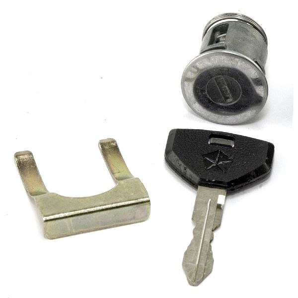 1991-1994 Jeep Wrangler Tailgate Lock (Omix-Ada)