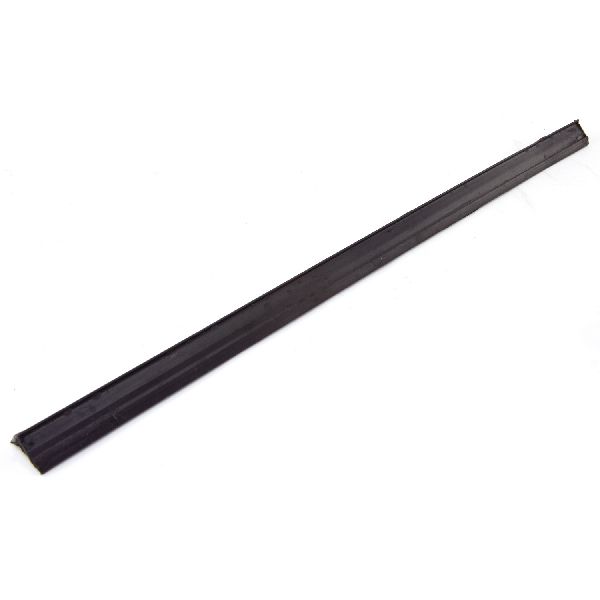 1984-1996 Jeep Cherokee Door Window Seal - Front Right (Omix-Ada)