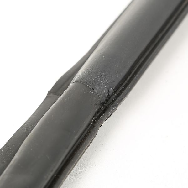 2007-2017 Jeep Wrangler Door Seal - Front Right (Omix-Ada)