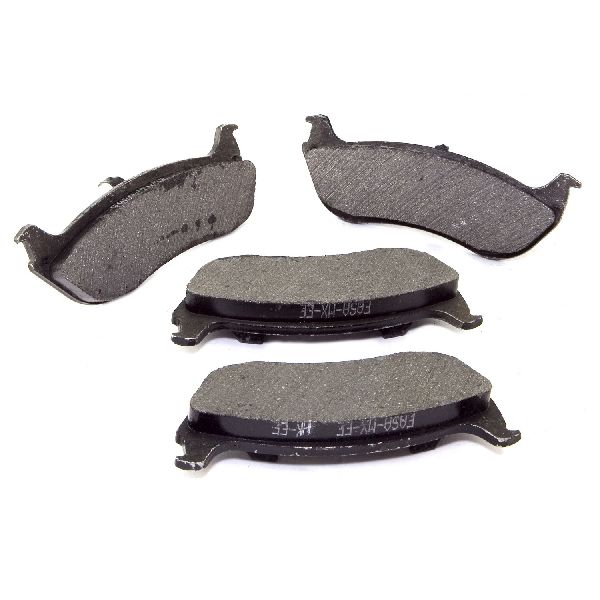 2004-2006 Jeep Wrangler Disc Brake Pad Set - Rear (Omix-Ada)