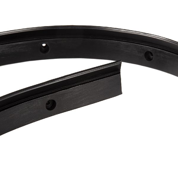 1943-1953 Jeep Willys Windshield Frame Weatherstrip Seal (Omix-Ada)