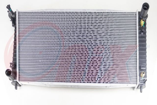 2005-2006 Lincoln Navigator Radiator (Onix)