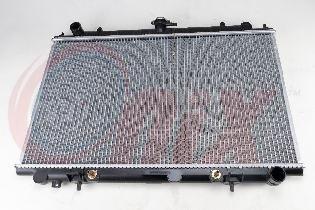 1995-1999 Nissan Maxima Radiator (Onix)
