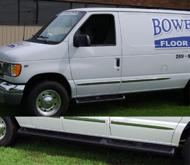 1997-2019 GMC Savana 2500 Running Board (Owens)