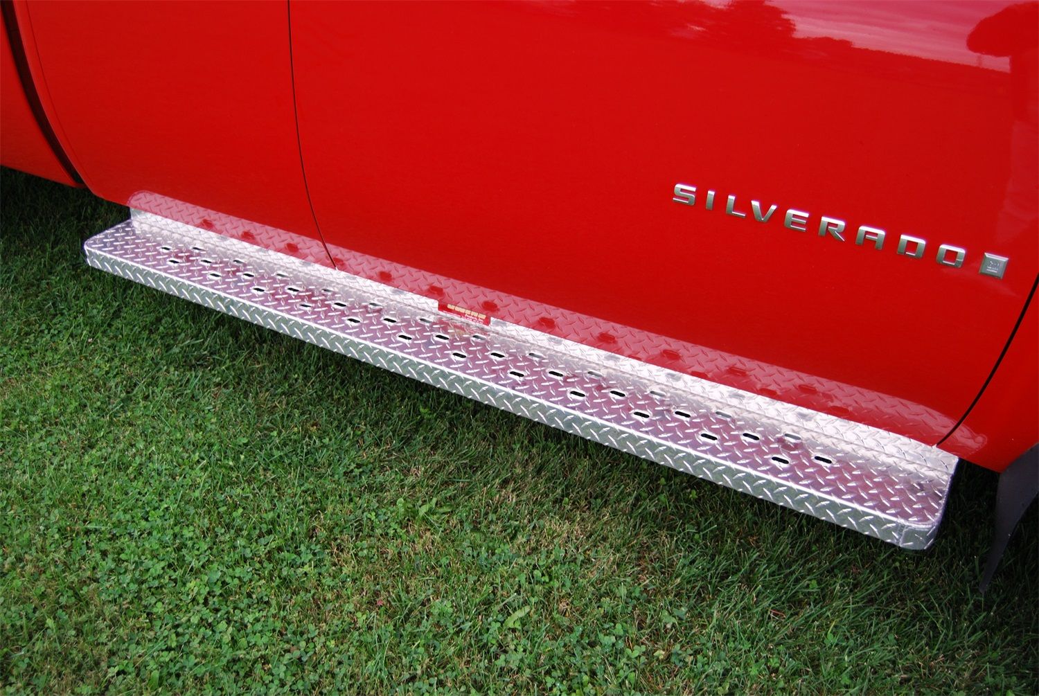 2017, 2016, 2015, 2014, 2013, 2012, 2011 Ram 3500 Running Board