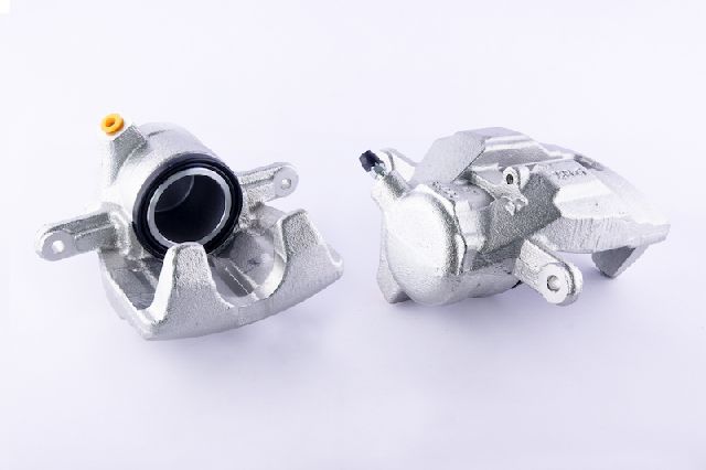 2001-2005 Mercedes-Benz C240 Disc Brake Caliper - Front Right (Pagid)