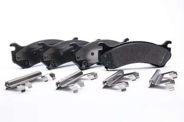 2003-2007 Chevrolet Express 2500 Disc Brake Pad Set - Front (Performance Friction)