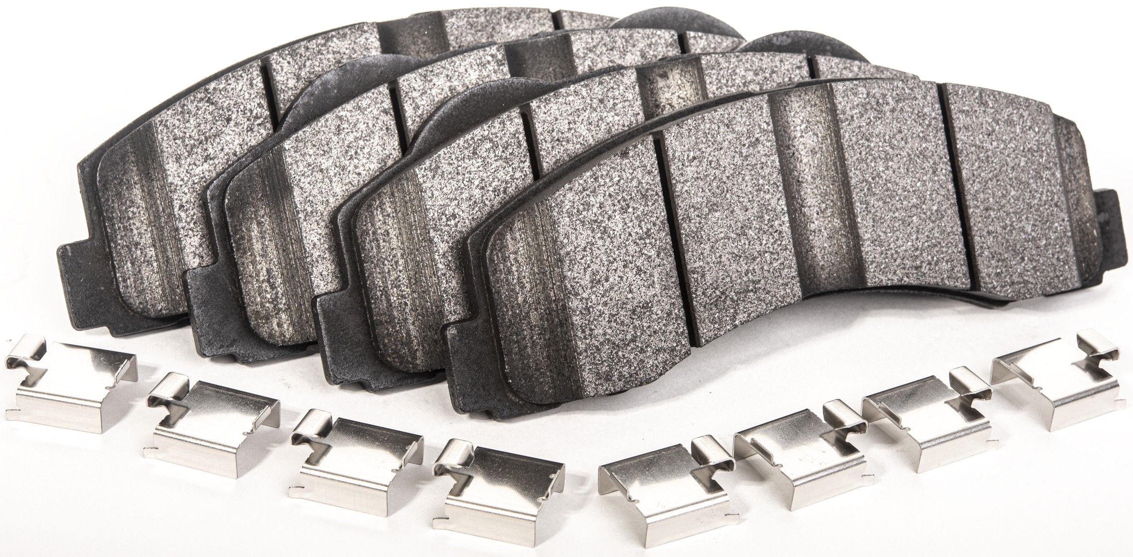 2022, 2021, 2020, 2019, 2018, 2017, 2016, 2015, 2014, 2013, 2012, 2011, 2010 Ford Expedition Disc Brake Pad Set