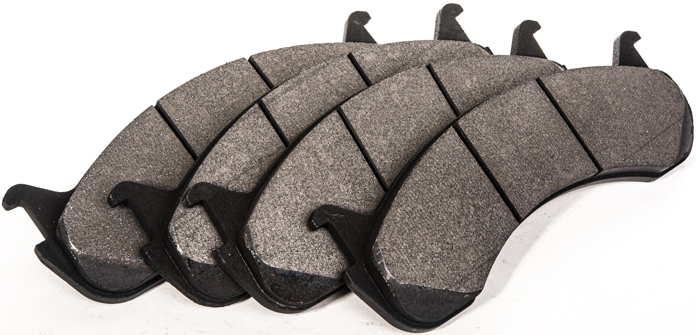 2006, 2005, 2004, 2003, 2002, 2001, 2000 Freightliner FS65 Disc Brake Pad Set