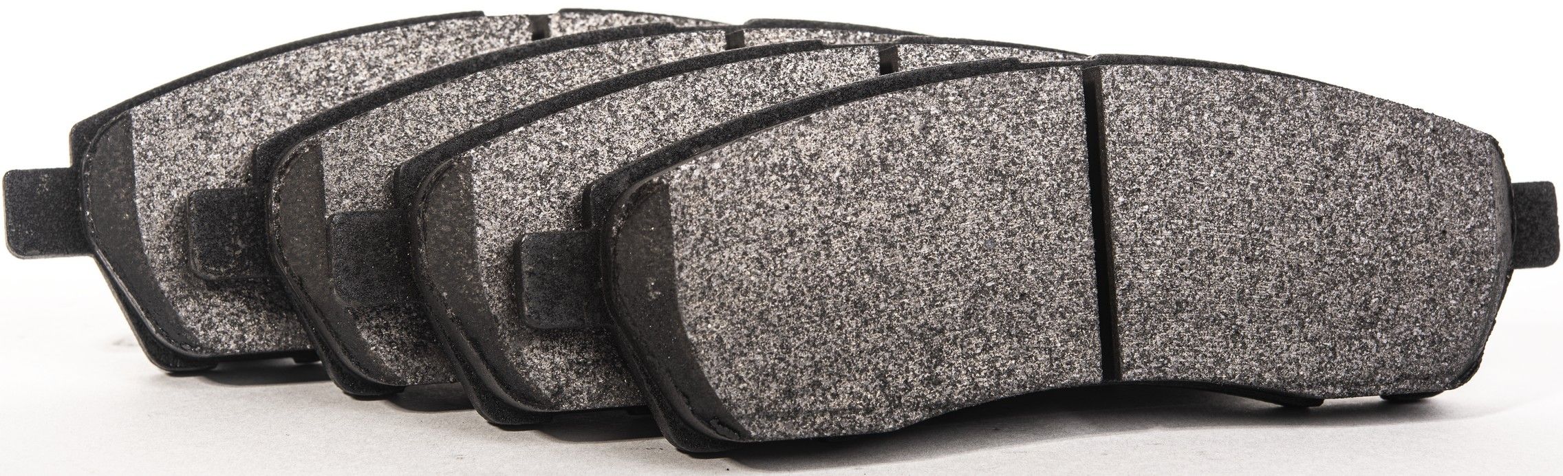 2005, 2004, 2003, 2002, 2001, 2000 Ford Excursion Disc Brake Pad Set