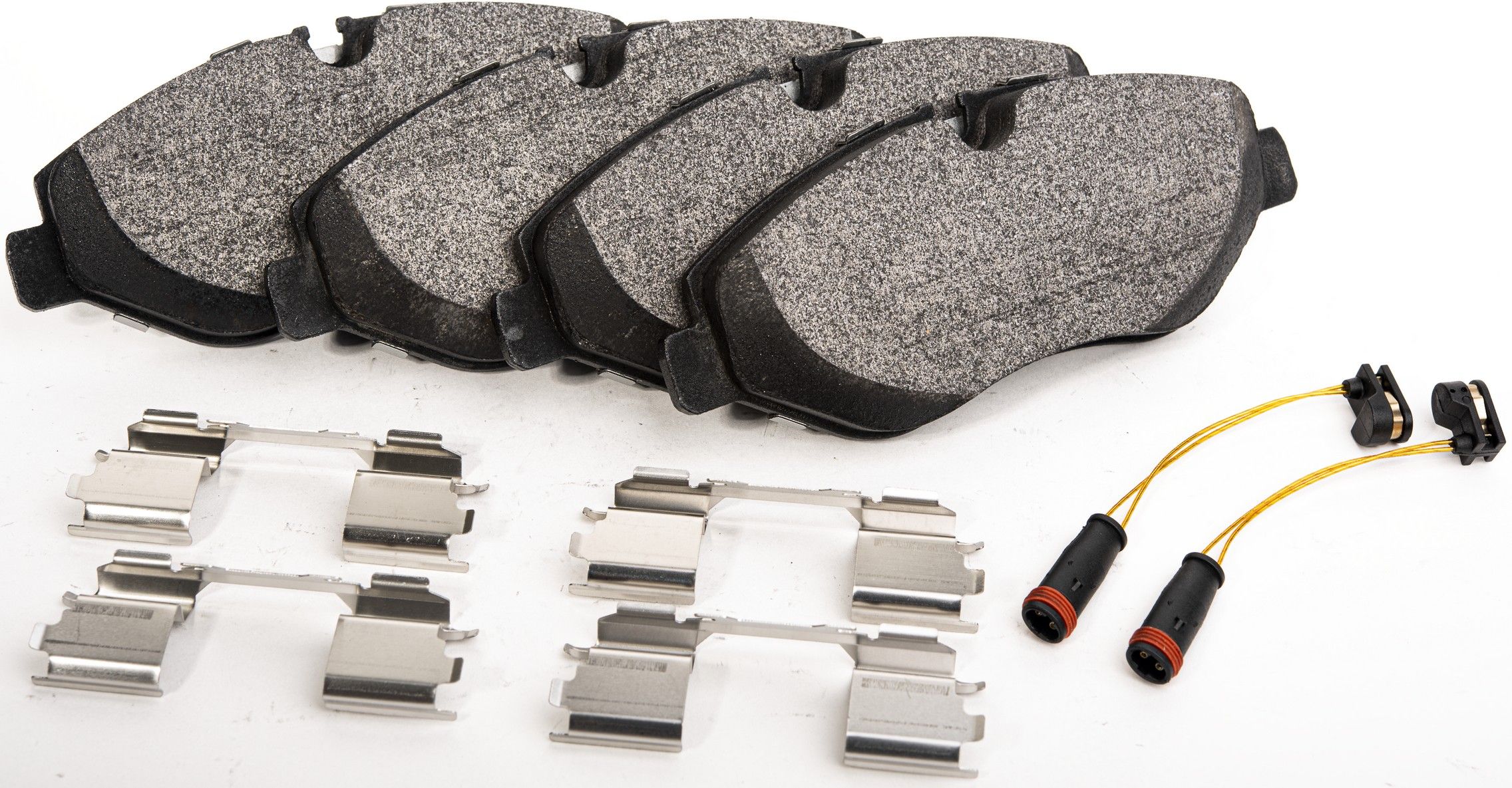 2018, 2017, 2016, 2015, 2014, 2013, 2012, 2011, 2010, 2009, 2008, 2007 Freightliner Sprinter 2500 2500 Disc Brake Pad Set