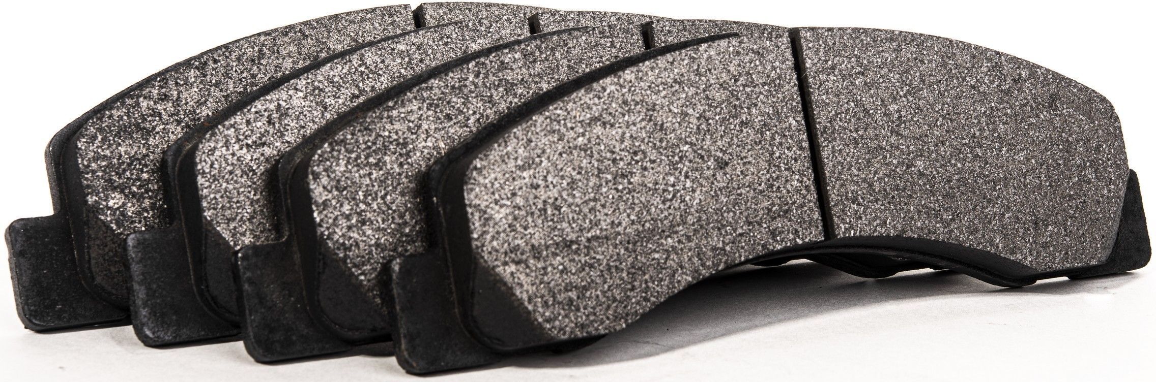 2005, 2004, 2003, 2002, 2001, 2000 Ford Excursion Disc Brake Pad Set
