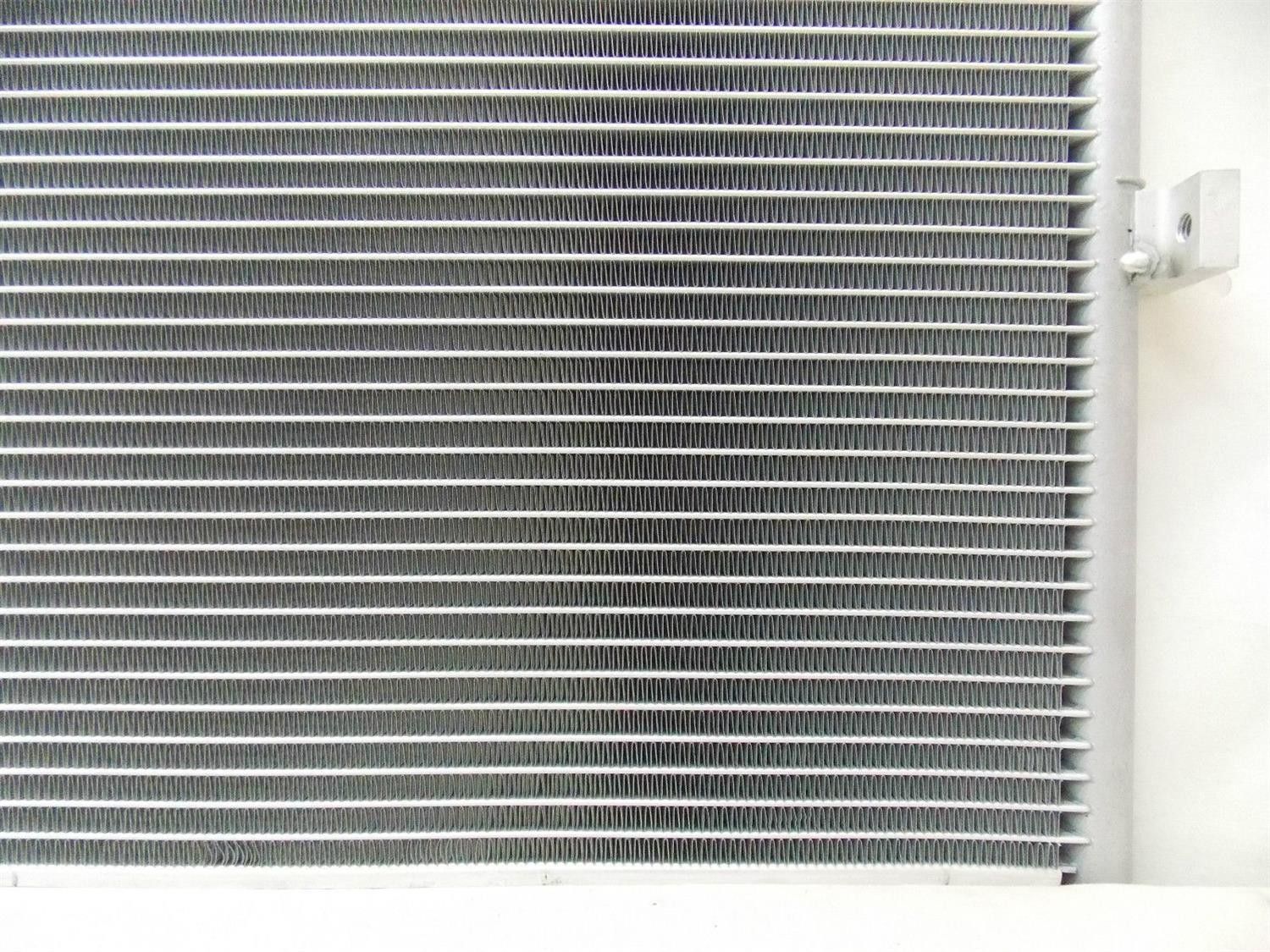 2017, 2016, 2015 Lincoln Navigator A/C Condenser