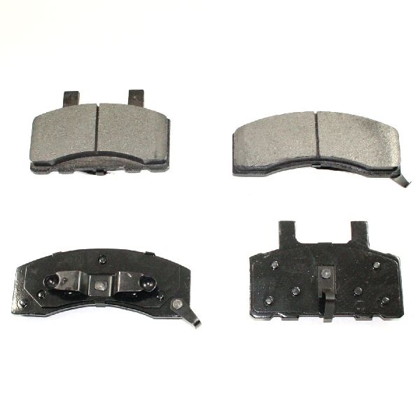 1998-2000 Chevrolet Tahoe Disc Brake Pad Set - Front (Pronto)
