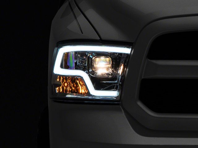 2011-2018 Ram 1500 Headlight (Raxiom)