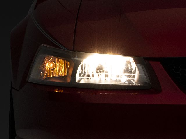 1999-2004 Ford Mustang Headlight (Raxiom)