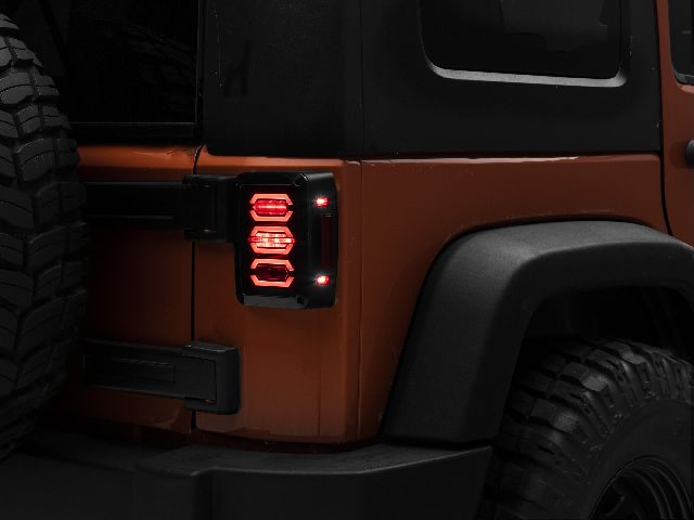 2007-2017 Jeep Wrangler Tail Light (Raxiom)