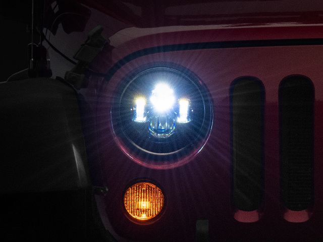 1997-2017 Jeep Wrangler Headlight (Raxiom)