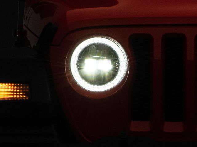 2018-2024 Jeep Wrangler Headlight (Raxiom)