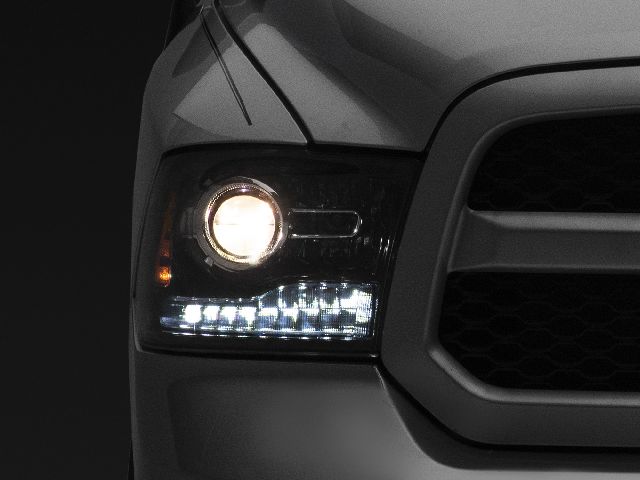 2011-2018 Ram 1500 Headlight (Raxiom)