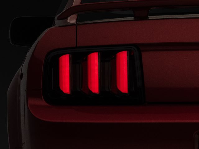 2005-2009 Ford Mustang Tail Light (Raxiom)
